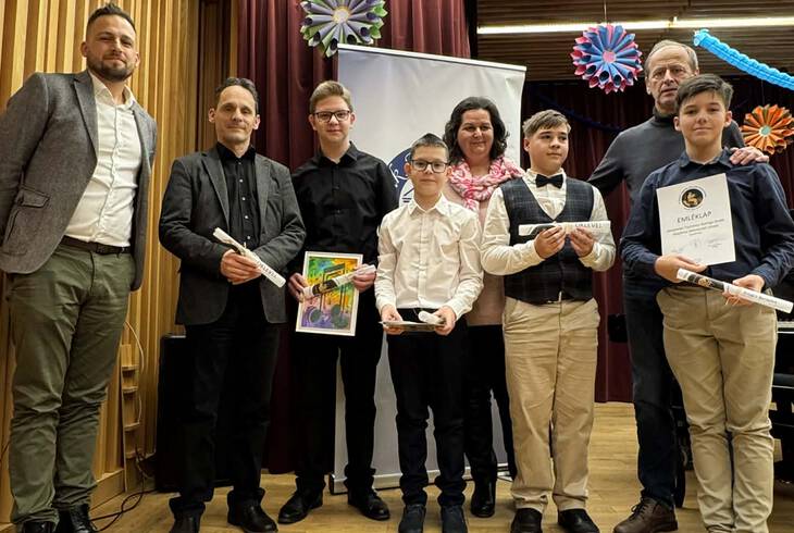 Fantasztikus eredm�nyek a IX. Veszpr�mi Region�lis „Sz�cs J�zsef” Faf�v�s Versenyen