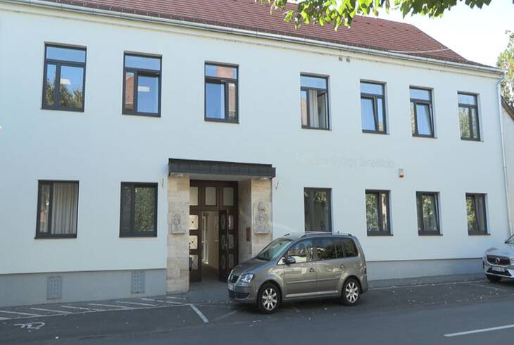 Meg�jult k�rnyezetben kezdhett�k a tan�vet a Festetics Gy�rgy Zeneiskola di�kjai